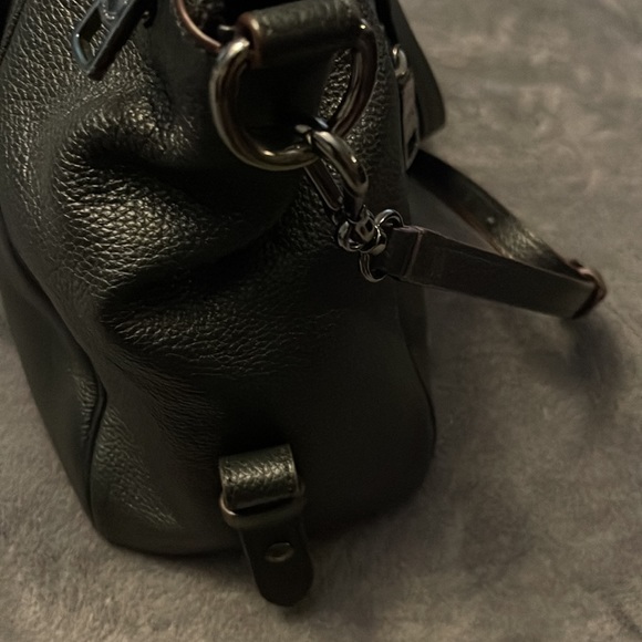 Coach gently used handbag - Picture 3 of 4